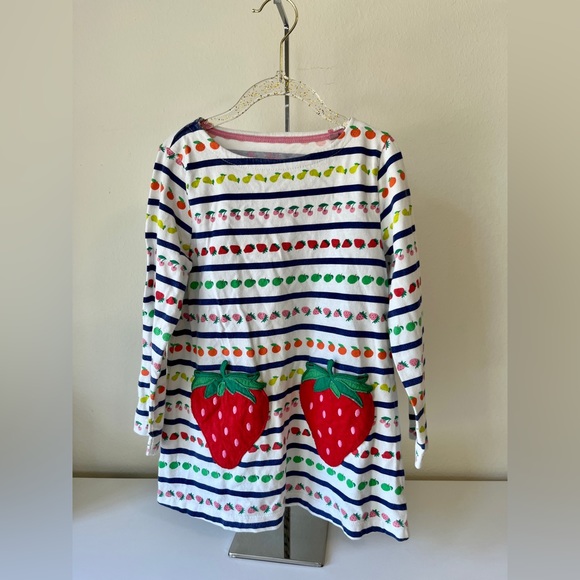 Mini Boden Other - MINI BODEN Girl’s Strawberry Pockets Long SleeveTunic Fruit Dress, 5/6Y, VGUC